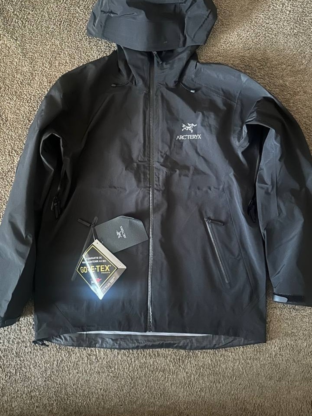 Arc'teryx Black Men's GORE-TEX Waterproof Hooded Raincoat